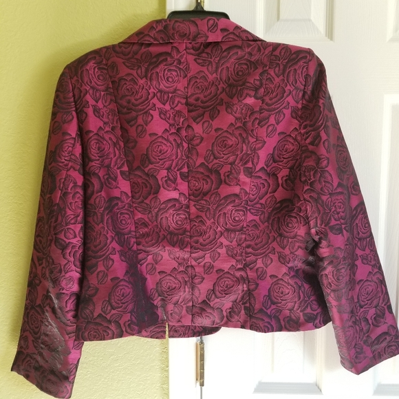 Jacket - Picture 2 of 4